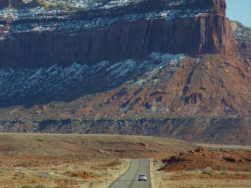 canyonlands road.JPG